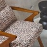 Antoine Fauteuil scandinave bois d'hévéa et imprimé léopard
